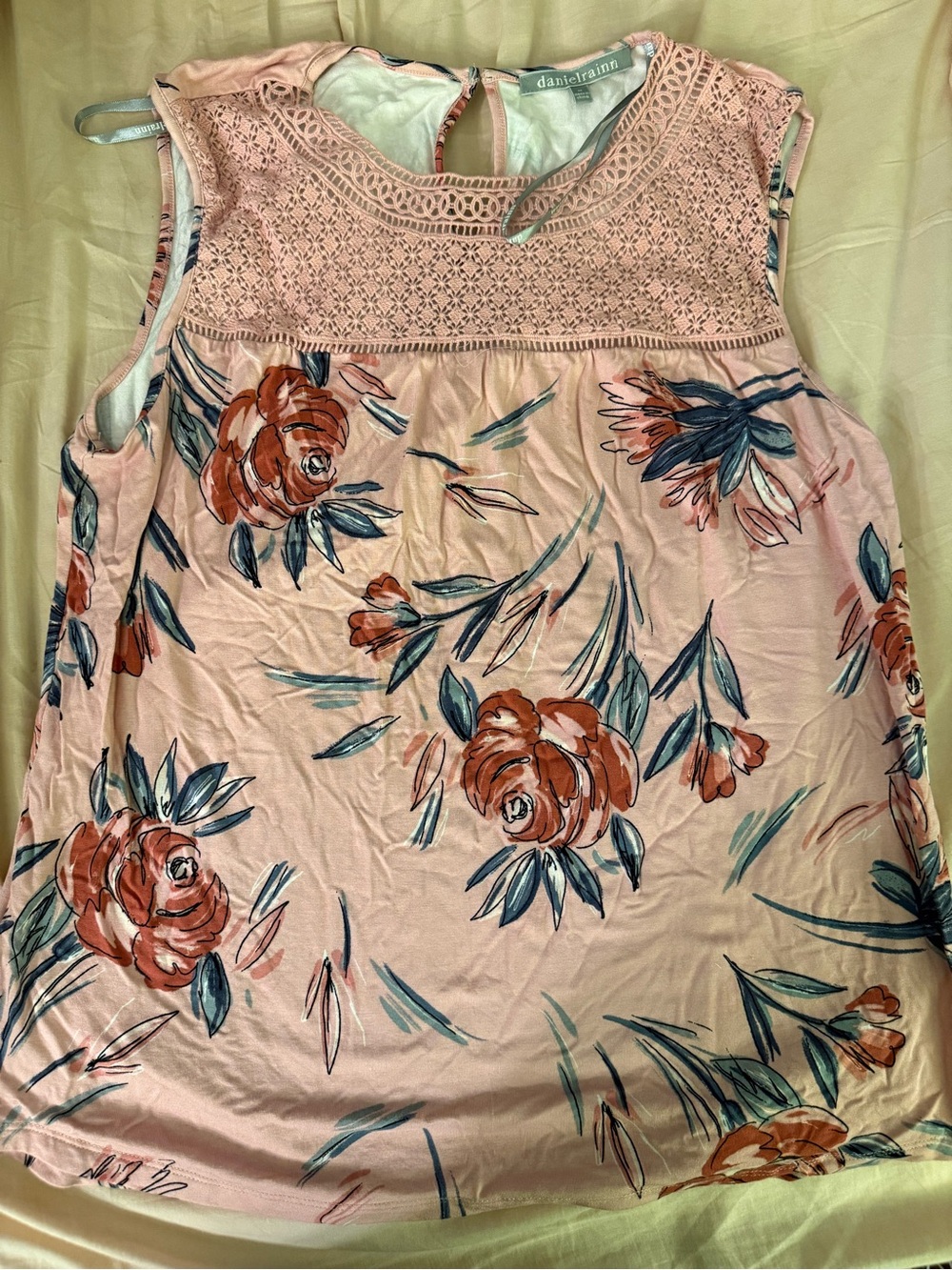 Stitch Fix Daniel Rainn Pink Floral Crochet Yoke Sleeveless Top